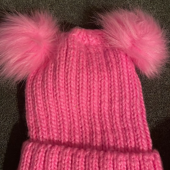 Made for Girls Pink Pom Pom winter hat - Picture 2 of 6